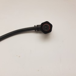 Kabel m. 2 hål för parallellkoppling av batterier - Blimo Elite