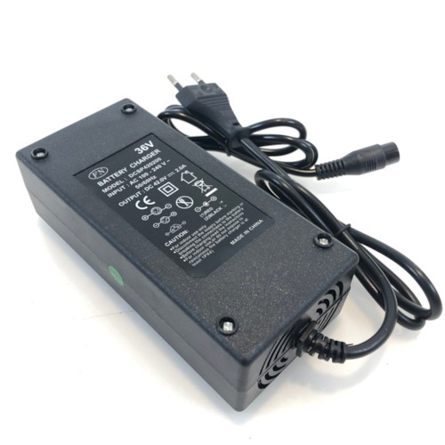 Lader 36V 2A lithium XLR honkontakt Lader 36V lithiumbatteri, 12 mm kontakt